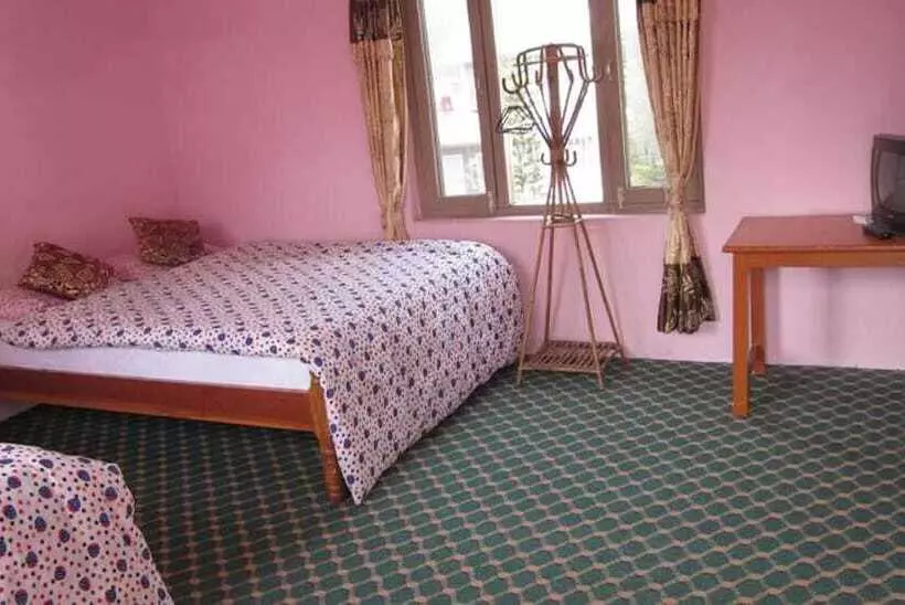 هتل Lotus Inn