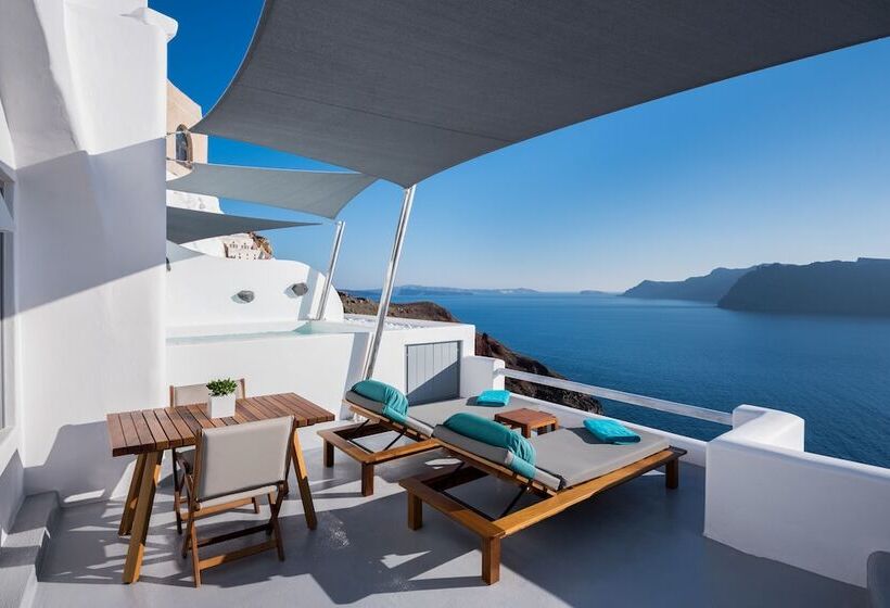 ホテル Maregio Suites