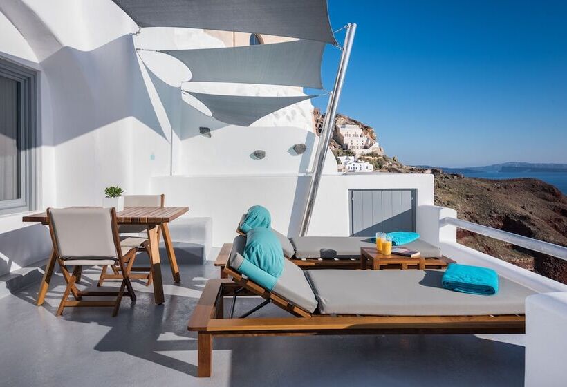 ホテル Maregio Suites