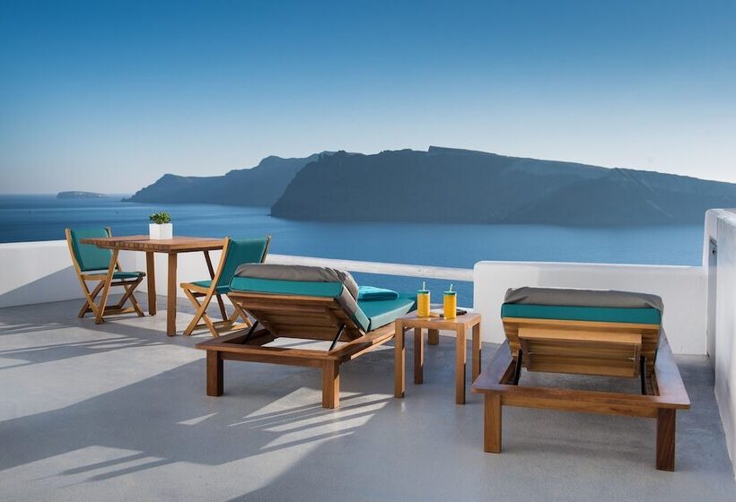 ホテル Maregio Suites