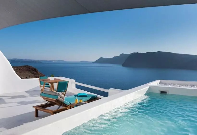 ホテル Maregio Suites