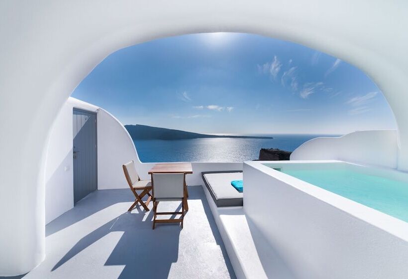 ホテル Maregio Suites