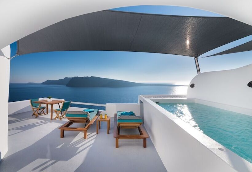 ホテル Maregio Suites