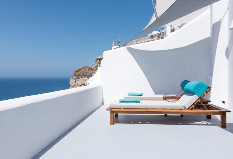 ホテル Maregio Suites