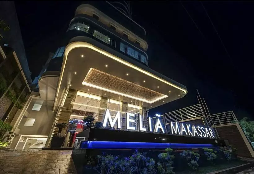ホテル Melia Makassar