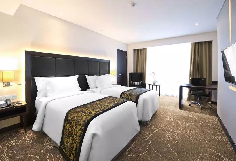 ホテル Melia Makassar