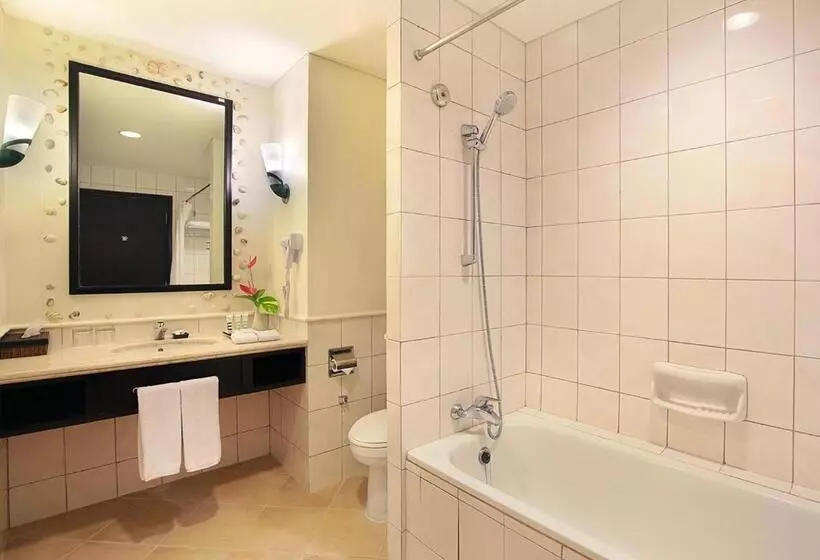 ホテル Manado Tateli Resort And Convention