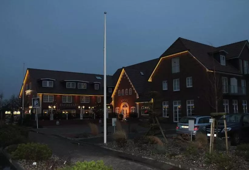 ホテル Neuwarft Altbau