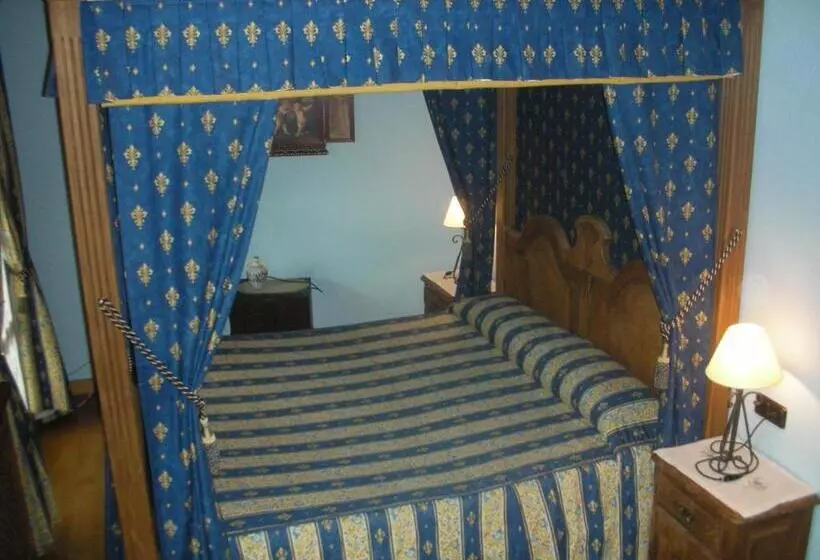 Hotelli Posada Real