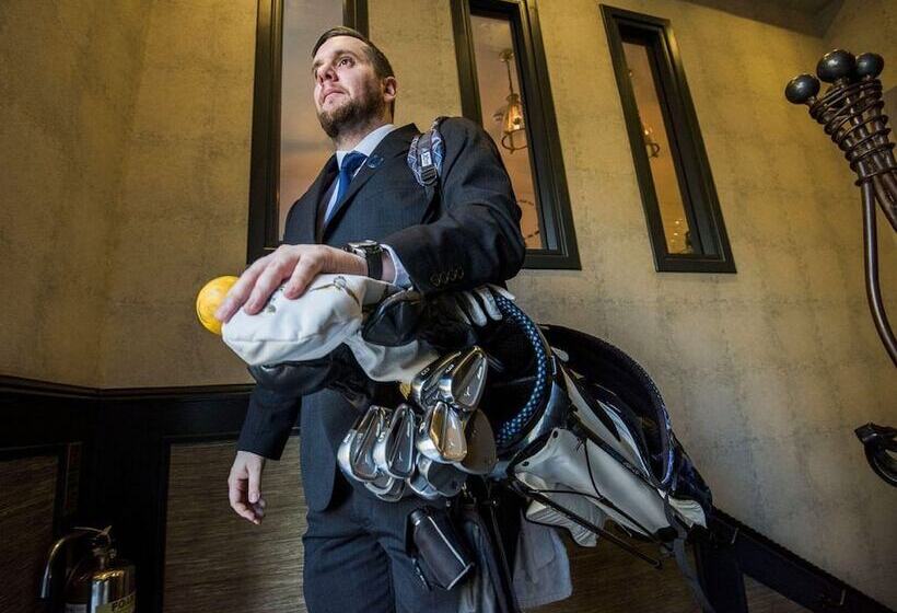 Kinnettles Hotel & Spa