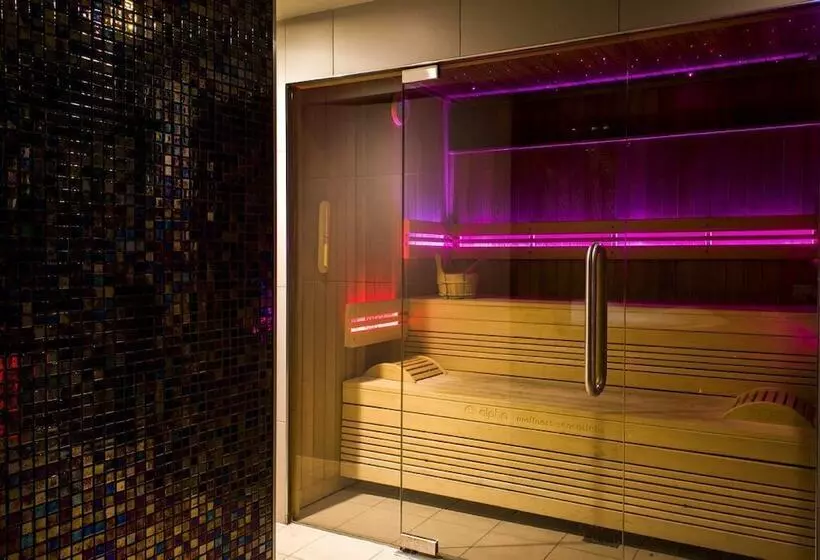 Kinnettles Hotel & Spa