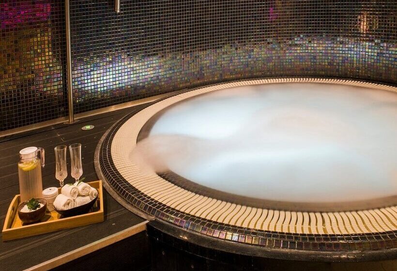 Kinnettles Hotel & Spa