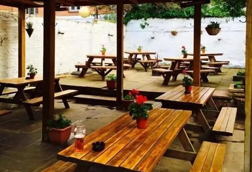 The Swan Inn Pub