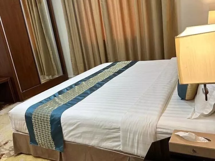Delta Suite