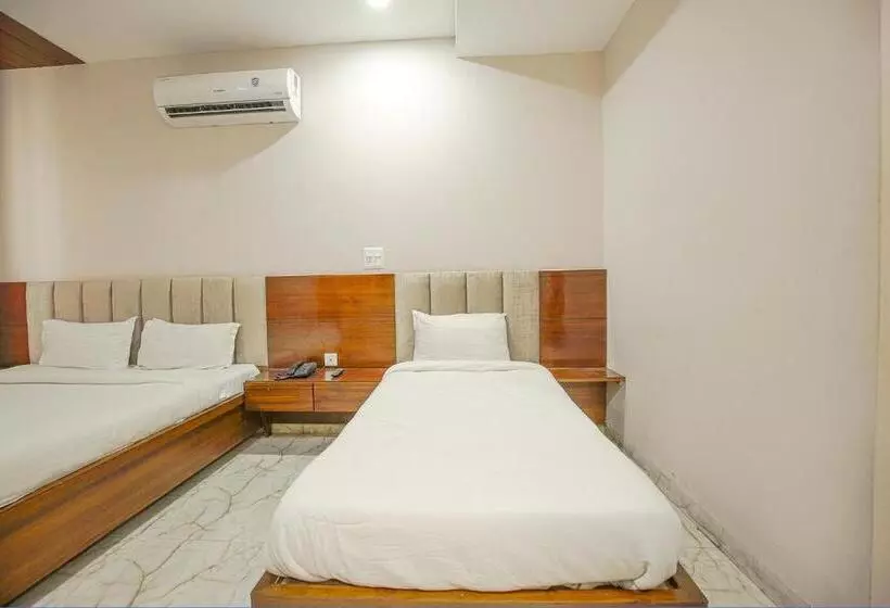Fabhotel Stevia