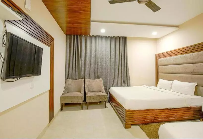 Fabhotel Stevia