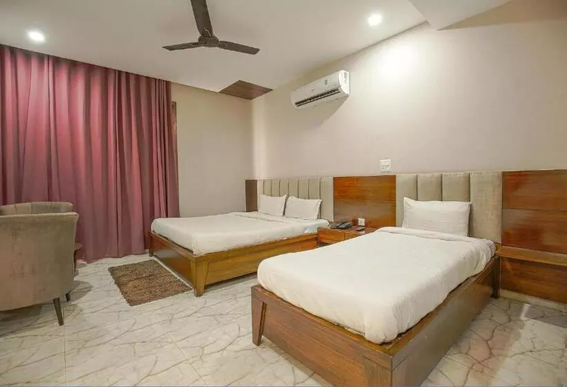 Fabhotel Stevia
