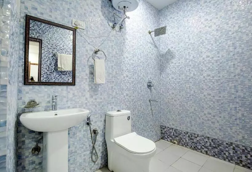 Fabhotel Stevia