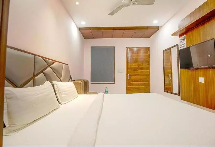 Fabhotel Stevia