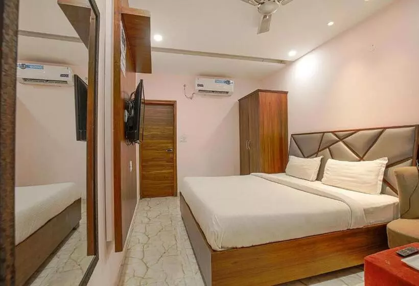 Fabhotel Stevia