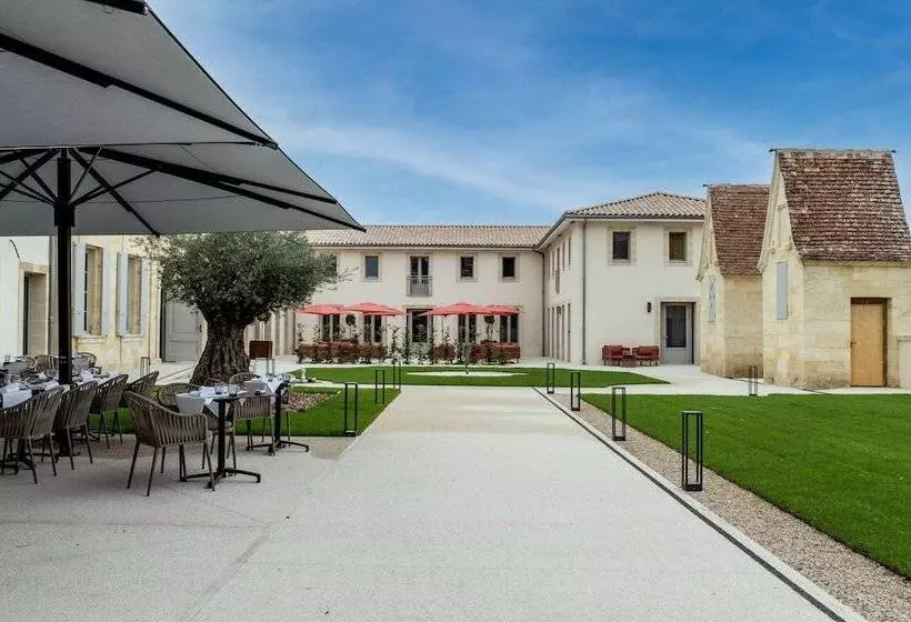 Hotelli Château Fage