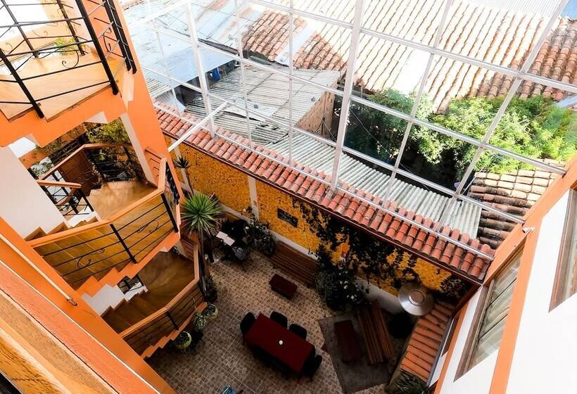 호텔 Eco Bunnu Inn