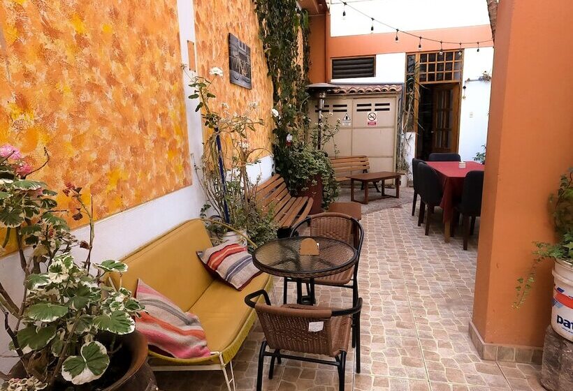 호텔 Eco Bunnu Inn