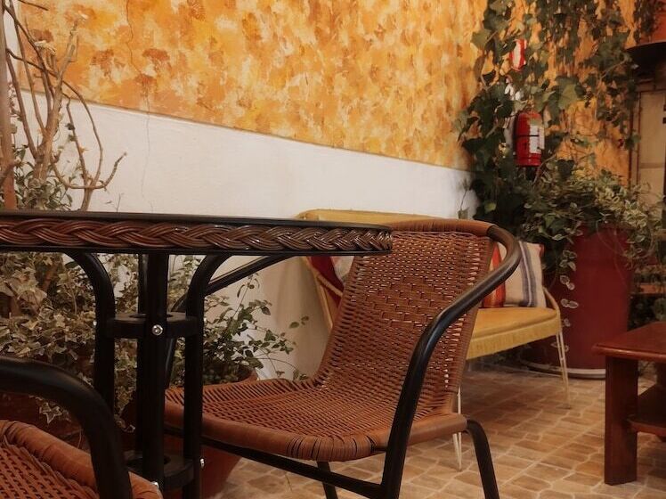 호텔 Eco Bunnu Inn