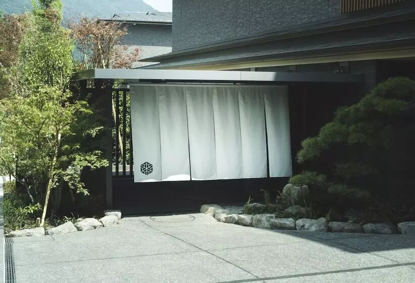 هتل Hakone Gora Karaku