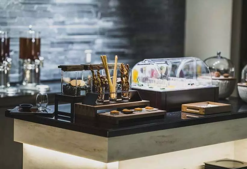 هتل Hakone Gora Karaku