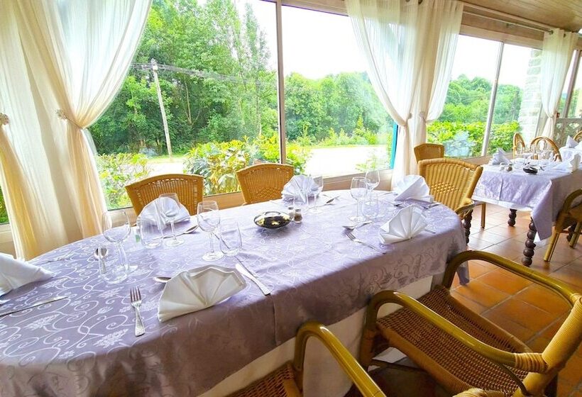 ホテル Hostellerie Du Paon Blanc