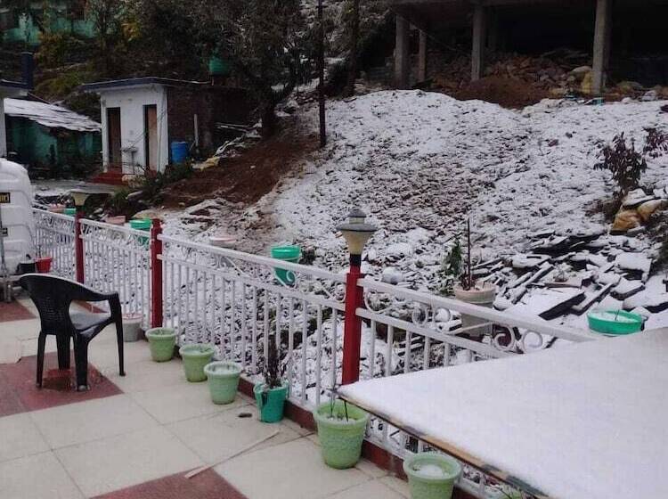 ホテル J P Regency