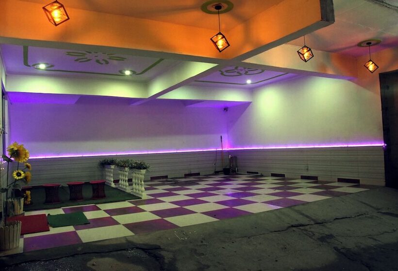 ホテル J P Regency