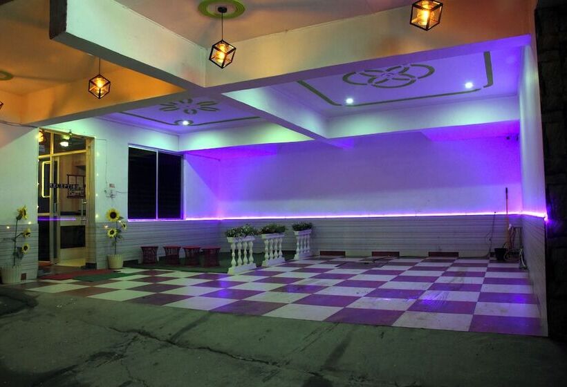 ホテル J P Regency