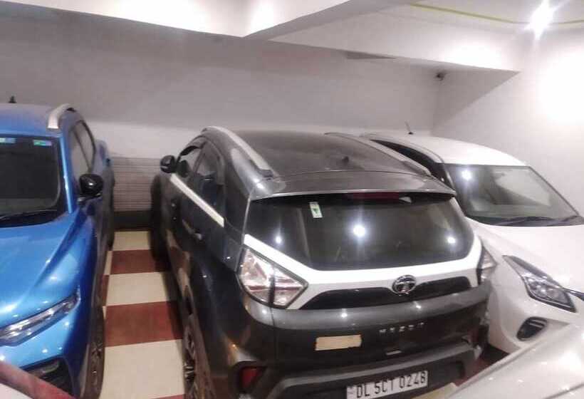 ホテル J P Regency