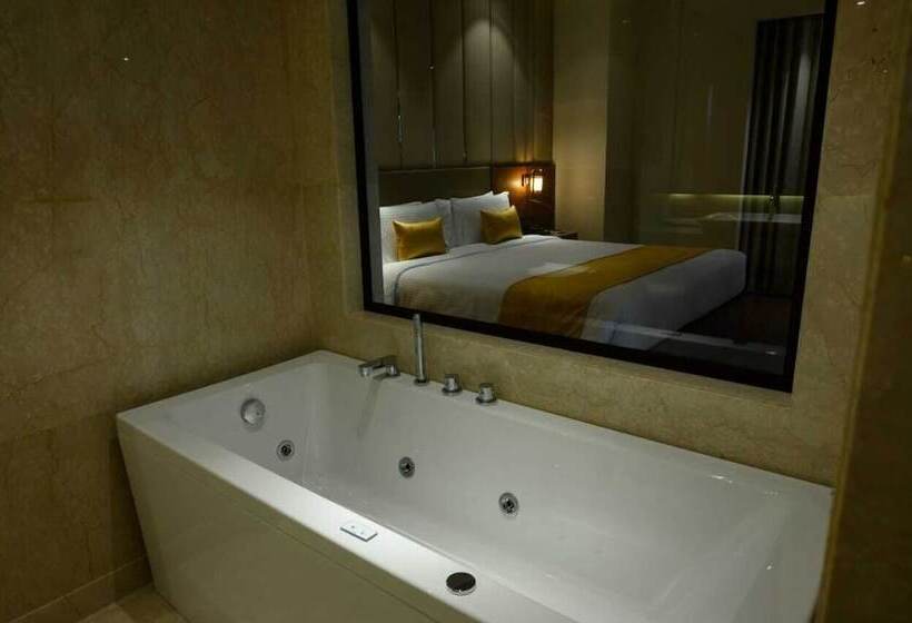 Hotelli Ratnamouli Palace