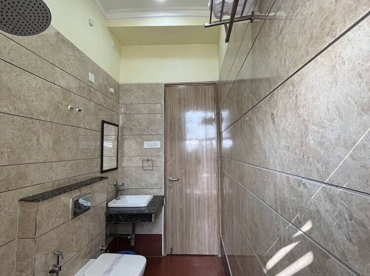 Hotel Sks Grand Palace