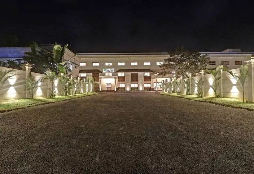 Hotelli Treebo Premium Vahada