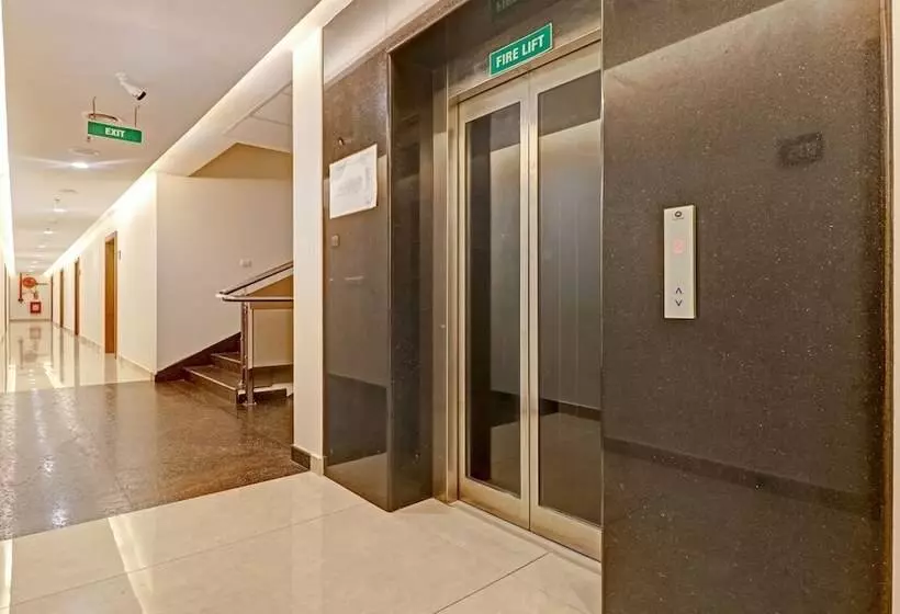 Hotelli Treebo Premium Vahada