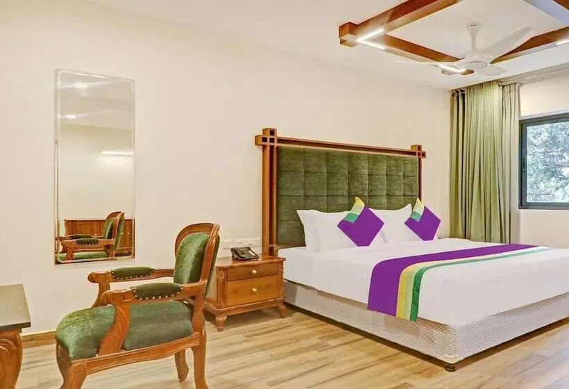 Hotelli Treebo Premium Vahada