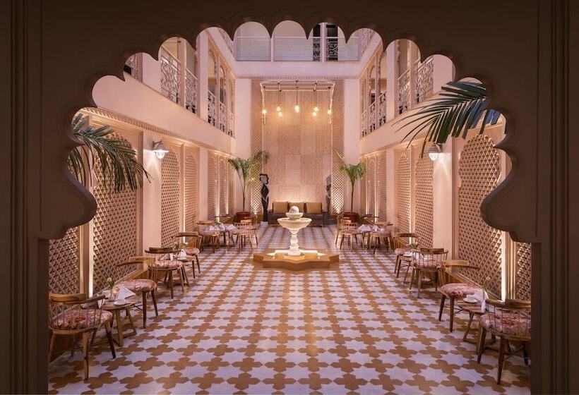 Justa Ssatva Resort & Convention Centre, Udiapur