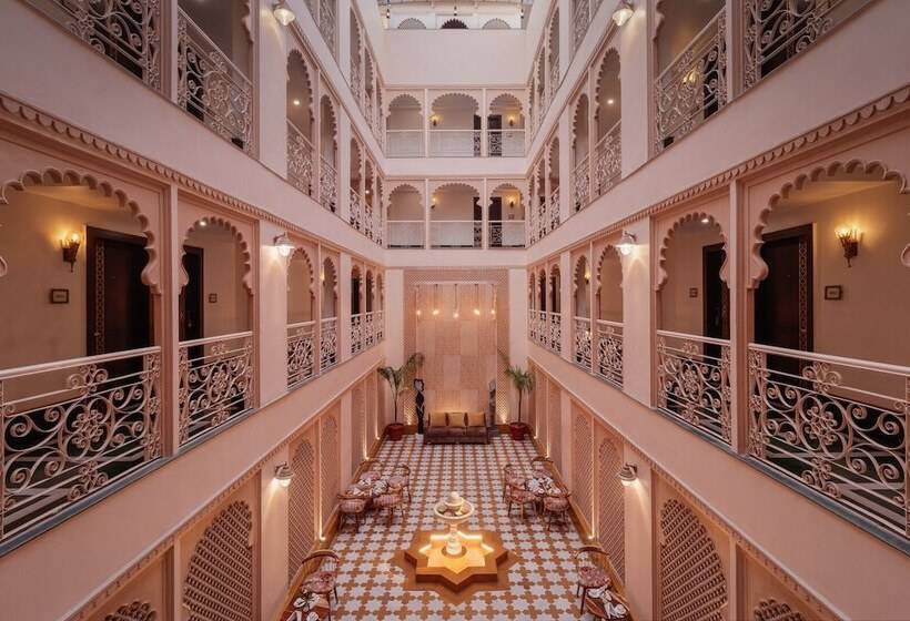 Justa Ssatva Resort & Convention Centre, Udiapur