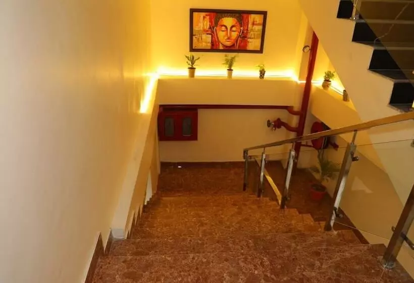 Sarla Hotel Inn
