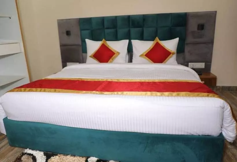 Sarla Hotel Inn