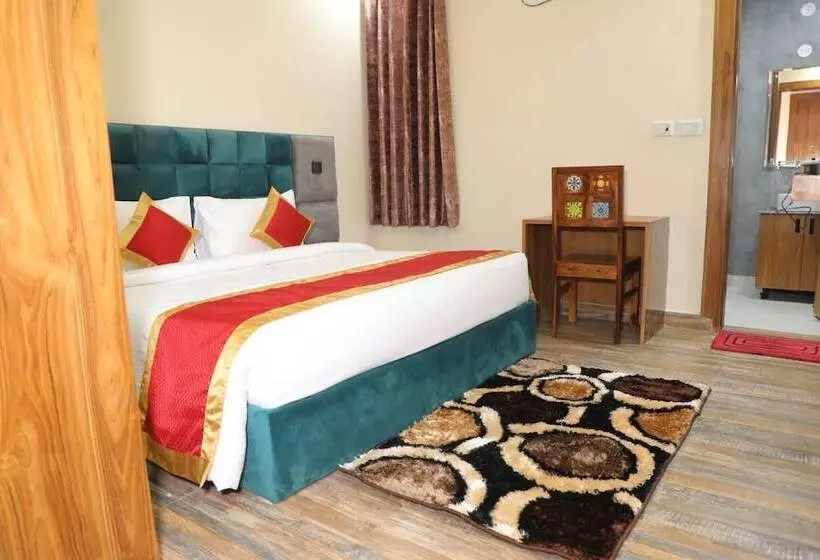 Sarla Hotel Inn