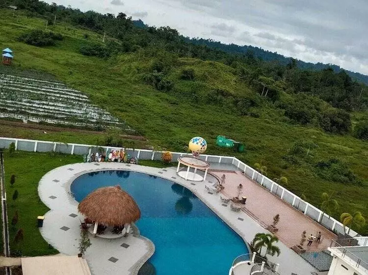 Aimas Hotel & Convention Centre