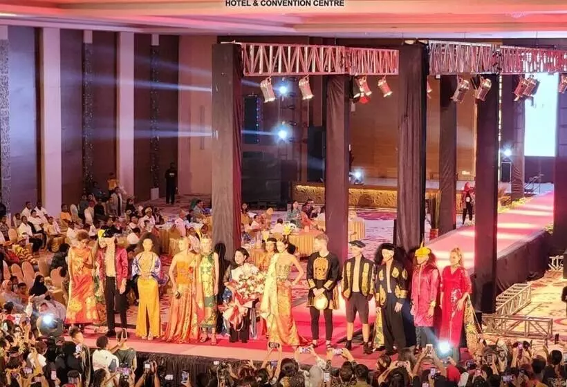 Aimas Hotel & Convention Centre