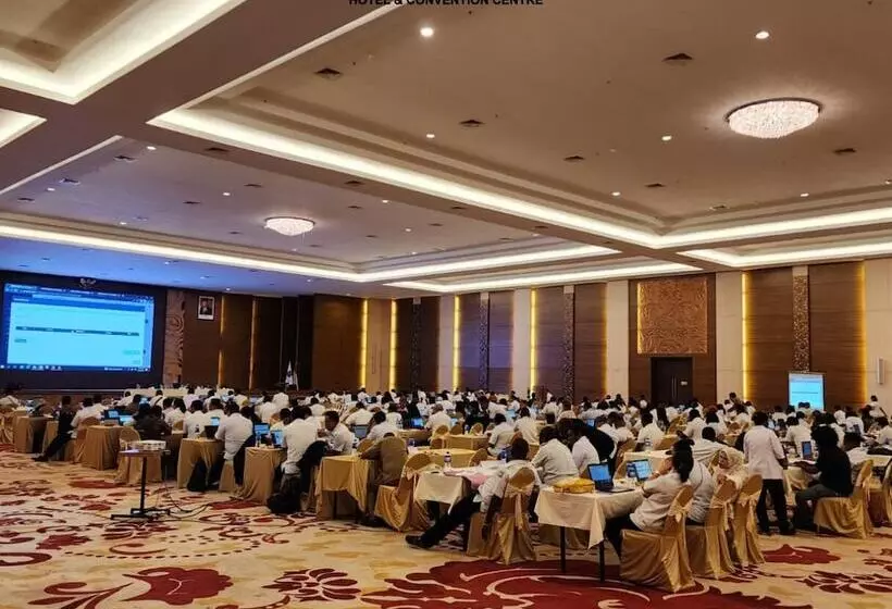 Aimas Hotel & Convention Centre