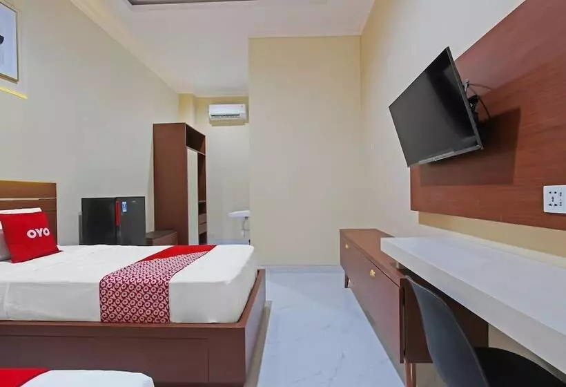 Hotelli Capital O 92105 A'shanti Inn