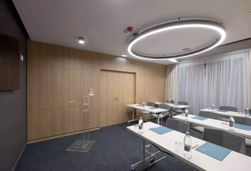 هتل Occidental Ljubljana